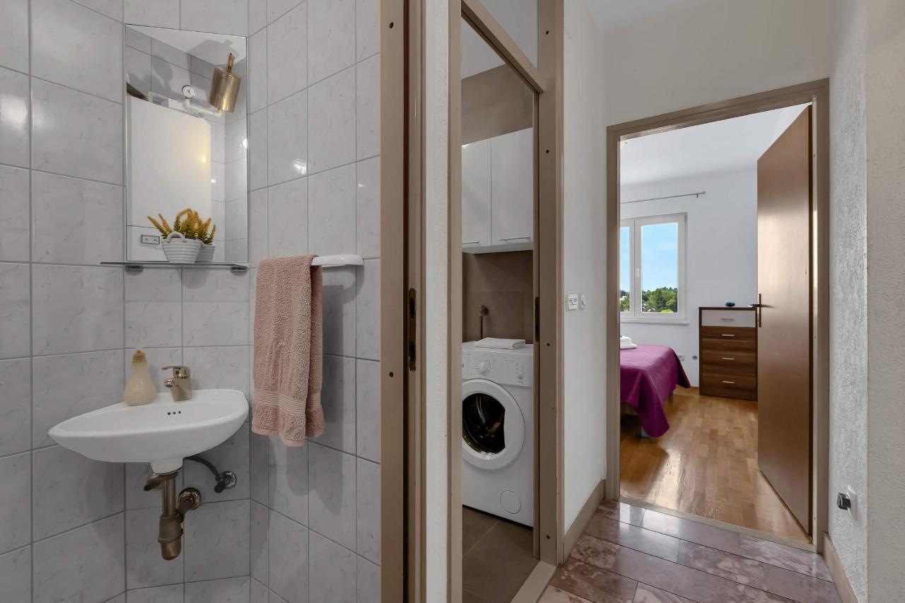 Urban Apartment Макарска Екстериор снимка