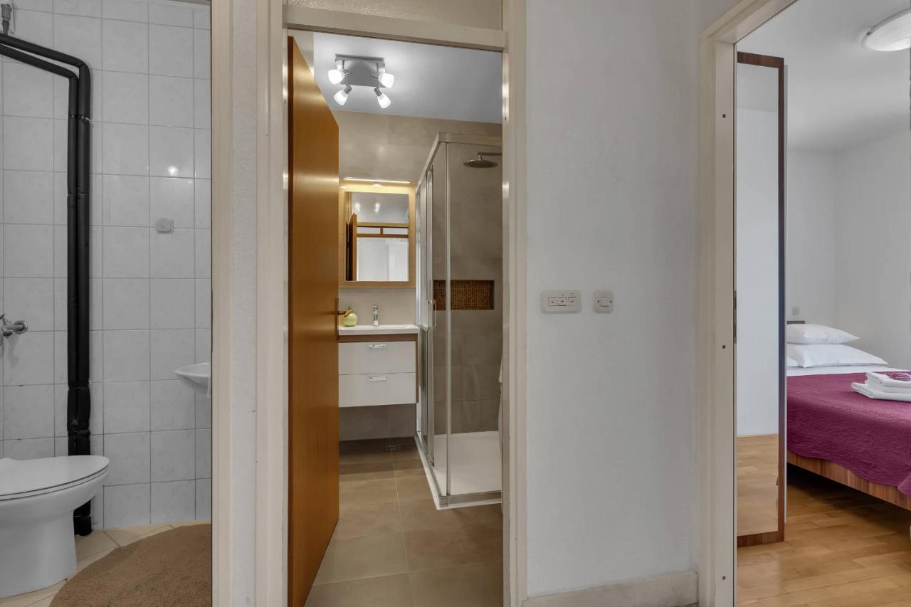 Urban Apartment Макарска Екстериор снимка