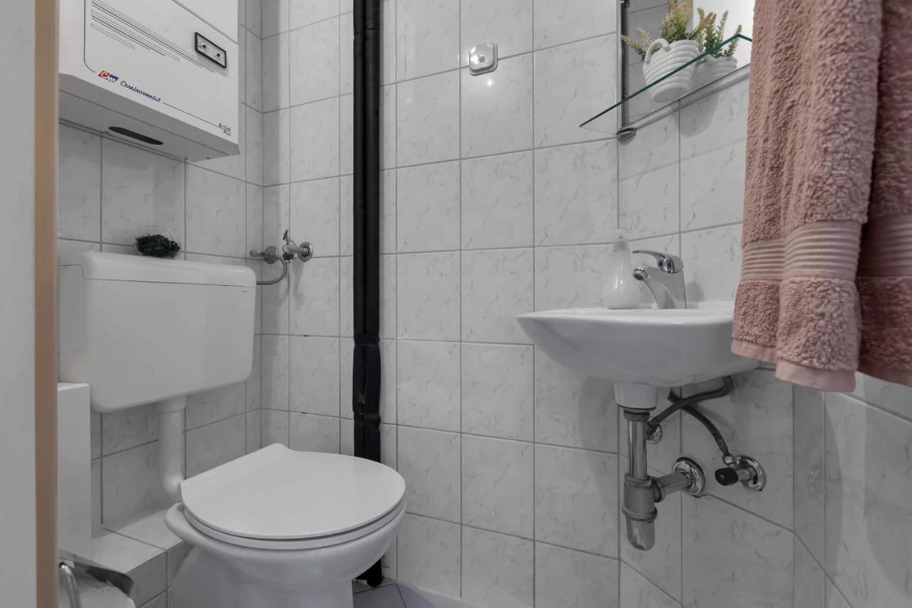 Urban Apartment Макарска Екстериор снимка