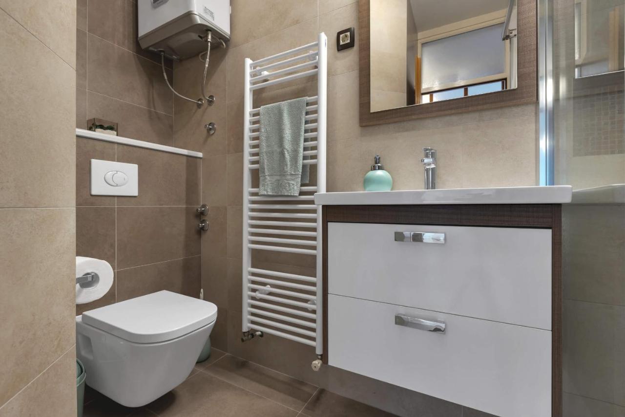 Urban Apartment Макарска Екстериор снимка